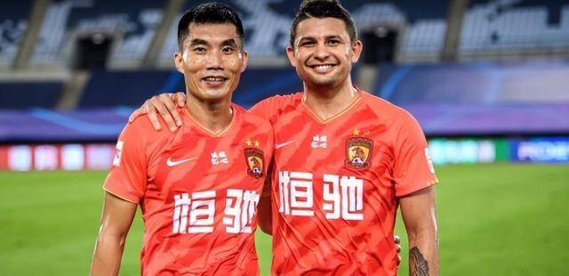 PG电子-尤文图斯引发争议！，Rookie官方宣布持续失利新规引发球迷热议(2024尤文图斯最新转会消息最新消息)