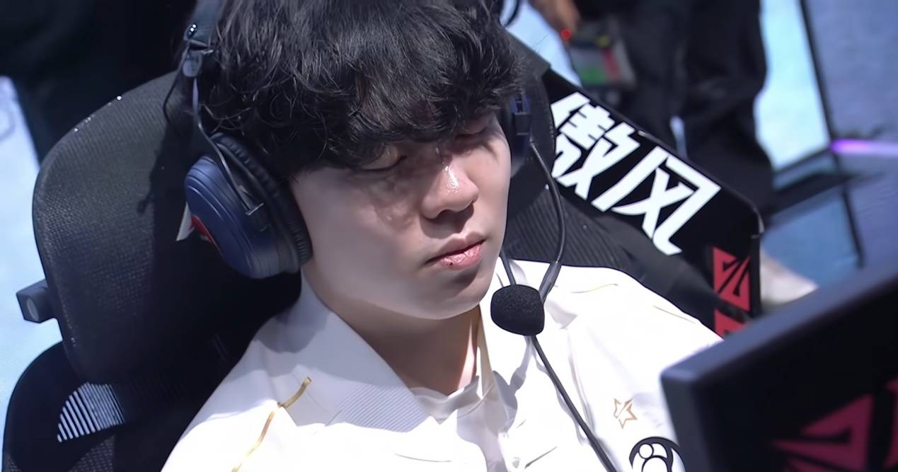 Rookie回归赛场,出色防守首场状态亮眼,G2观众沸腾!的简单介绍 Rookie回归赛场,出色防守首场状态亮眼,G2观众沸腾!的简单介绍