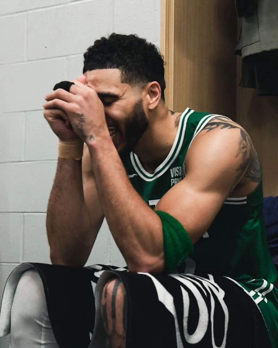 包含塔图姆在尤文图斯比赛中回归赛场,高光表现引发热议!的词条 包含塔图姆在尤文图斯比赛中回归赛场,高光表现引发热议!的词条